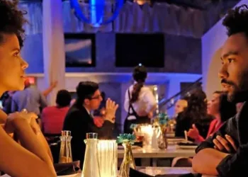 Um terço das mulheres aceitam a ir em encontros apenas para comer de graça
