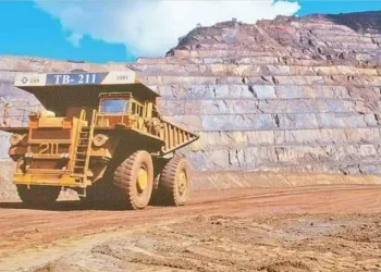 CSN anuncia mega investimentos de R$1,3 bi e contratação de 1,3 mil funcionários.; obra deve durar mais de 2 anos