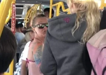 No Canadá, jovem brasileira é agredida por falar português em ônibus