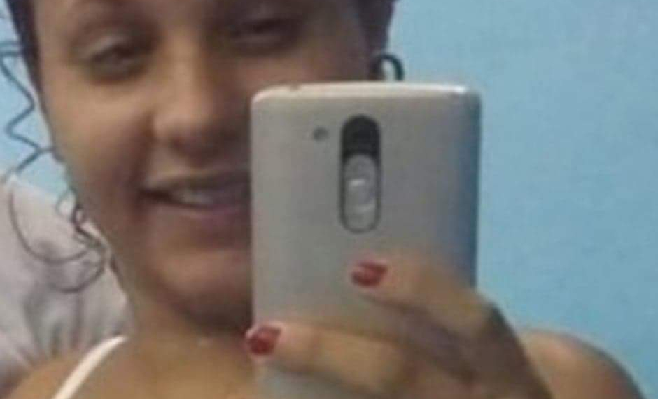 Adolescente grávida de 7 meses é morta no RJ  com tiros na barriga