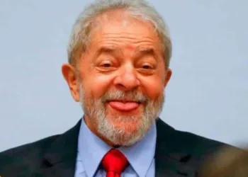 Lula roubava, mas ajudava o povo’, afirma mulher durante transmissão ao vivo na Globo