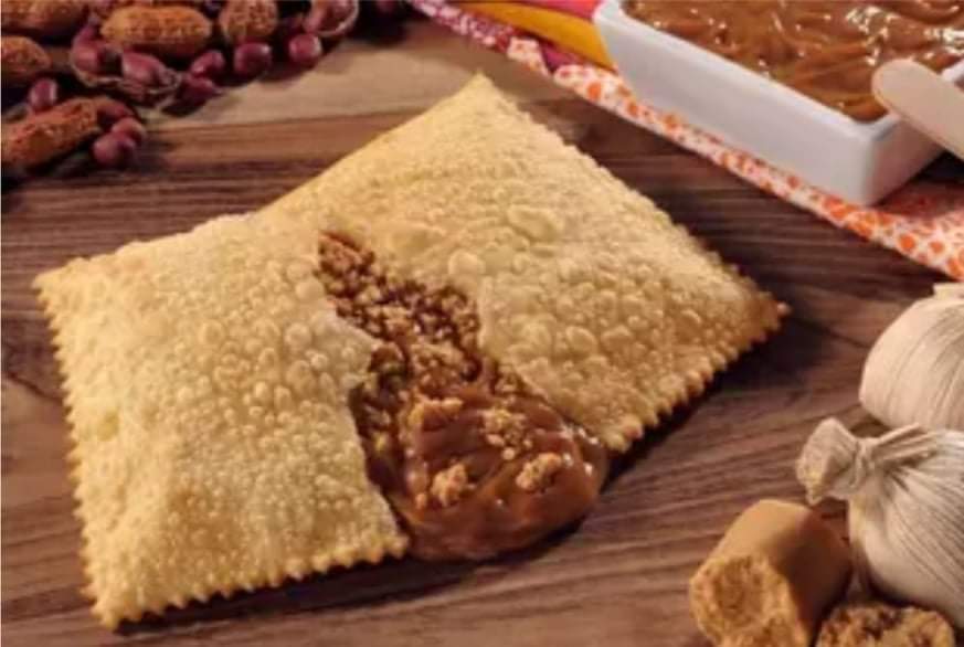 Paçoquita lança pastel de paçoca com doce de leite