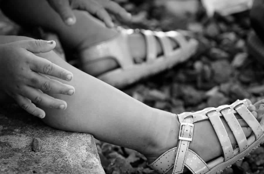 Homem é preso por estuprar as enteadas durante quase dois anos