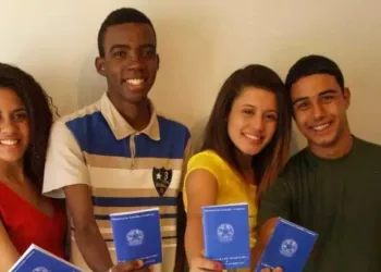Jovem Aprendiz, Vendedor – 2.500,00 – Dar apoio aos setores de recepção e mensageiria do hotel – Rio de Janeiro