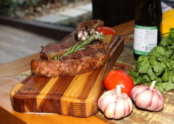 Festival de churrasco com mais de 5 toneladas de carne agita a Zona Oeste