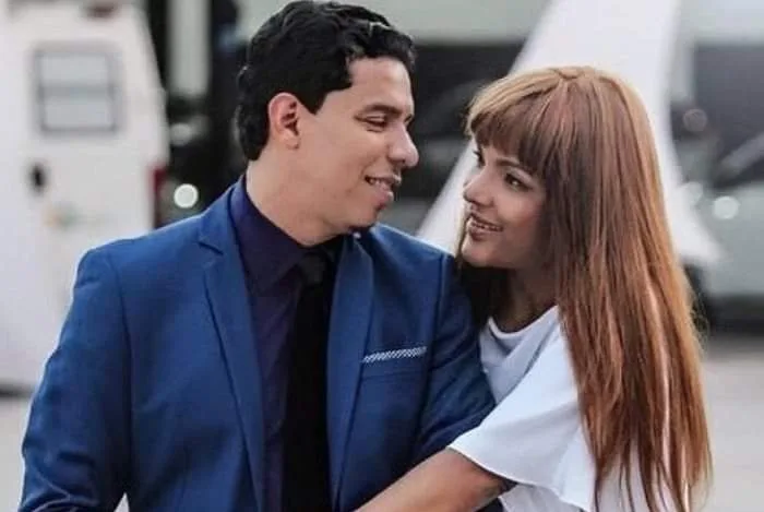 CASO FLORDELIS: ESTÁ ESTREITO PARA O LADO DELA…