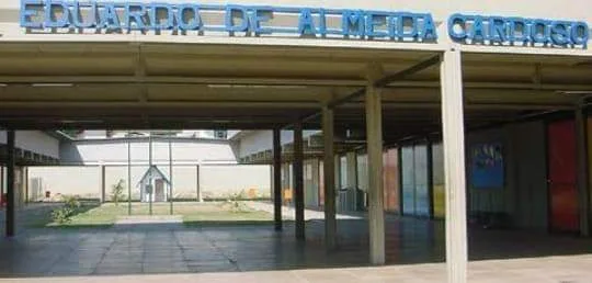 HOMEM TENTA MATAR EX  EM ESCOLA NA ZONA OESTE