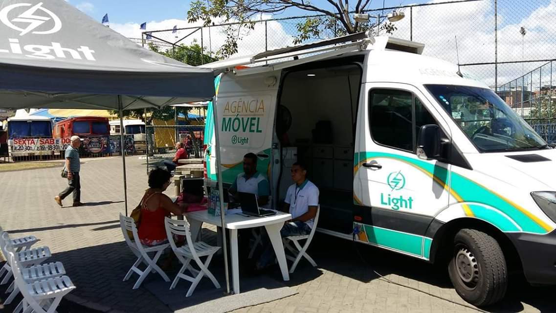 LIGHT REALIZA FEIRÃO DE NEGOCIAÇÃO NA ZONA OESTE
