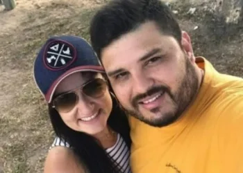Professora é morta pelo namorado após descobrir que ele levava uma vida dupla