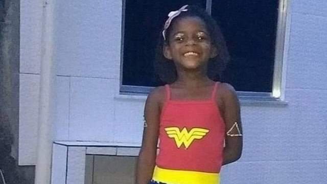 QUEREMOS JUSTIÇA!! DIZ A MÃE DA MENINA MORTA