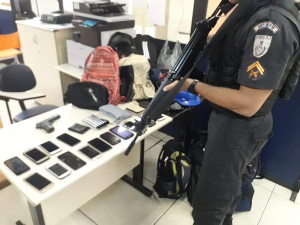 BANDIDOS PRESOS AGORA POUCO EM CAMPO GRANDE!! ESCRAXXXXAAAA