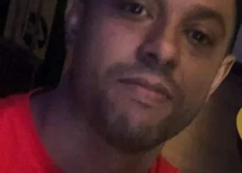 VIATURA DA PM É ATACADA E POLICIAL MORRE NO RJ