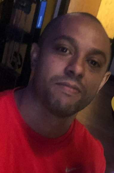 VIATURA DA PM É ATACADA E POLICIAL MORRE NO RJ