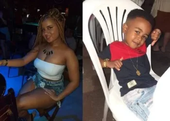 BOMBEIROS BUSCAM MÃE E FILHO SOTERRADOS APÓS DESABAMENTO EM CASA NA ZONA OESTE