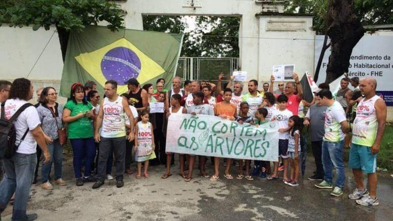 CRIVELLA IGNORA  OS MORADORES DA ZONA OESTE (FOTOS)