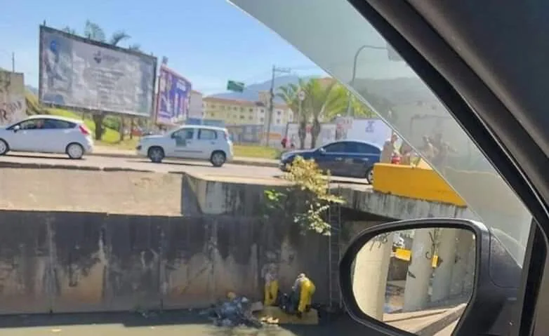 SERÁ QUE Ê CORPO DO MOTORISTA DA UBER QUE ESTÁ  DESAPARECIDO?