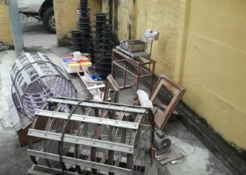 POLÍCIA CIVIL ESTOURA FÁBRICA CLANDESTINA DE LINHA CHILENA NA ZONA OESTE
