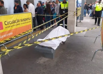 MULHER MORRE EM ESTAÇÃO DE TREM NO RJ