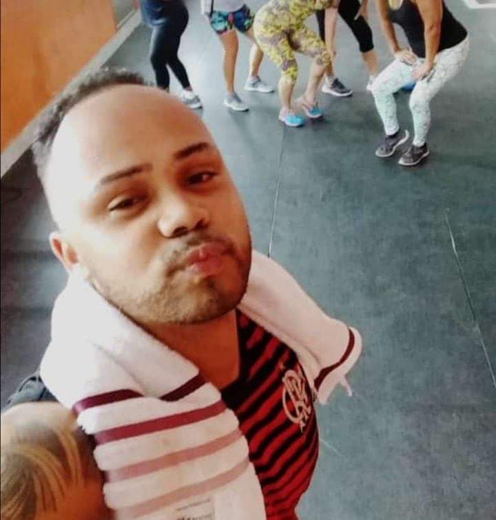 DANÇARINO É BALEADO  EM COMUNIDADE NA ZONA OESTE