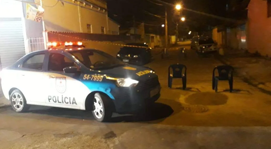 PM É MORTO APÓS DISCUSSÃO ENTRE POLICIAIS EM BAR NA ZONA OESTE ( FOTOS)
