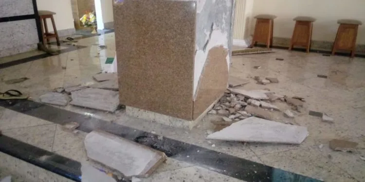 HOMEM É PRESO APÓS INVADIR DE DEPREDAR IGREJA NO RJ