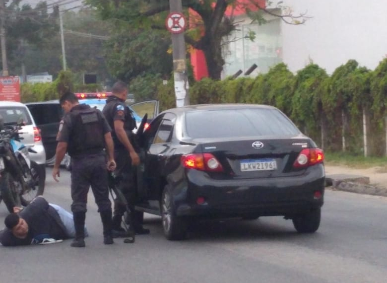 POLICIA PRENDE DOIS BANDIDOS EM CAMPO GRANDE (FOTOS)