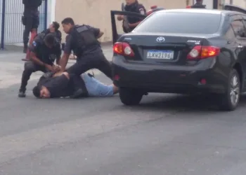 POLICIA PRENDE DOIS BANDIDOS EM CAMPO GRANDE (FOTOS)