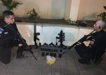 TRAFICANTES SÃO MORTOS NA ZONA OESTE( IMAGENS FORTES)