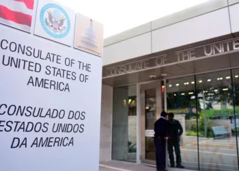 Consulado americano no Rio de Janeiro nega visto aos filhos de Glenn Greenwald