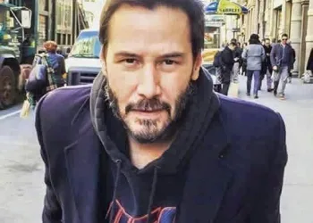 PORQUE TODOS AMAM KEANU REEVES?