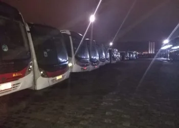 AÇÃO DA SMTR NA GARAGEM DA PÉGASO RESULTA EM 40 ÔNIBUS LACRADOS E 70 MULTAS APLICADAS