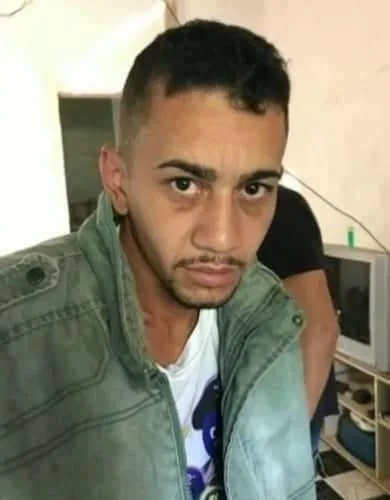 HOMEM QUE ESFAQUEOU A  EX ESPOSA É PRESO EM ITACURUÇA