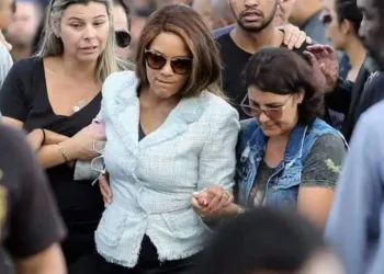 POLICIAL CIVIL PODERÁ PRENDER FLORDELIS QUALQUER MOMENTO E ASSESSORIA EMITE NOTA OFICIAL