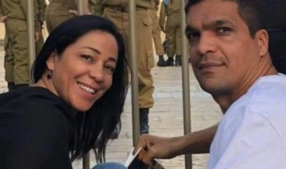 Cabo Daciolo comemora fim do tratamento de sua esposa: “Curada da leucemia”