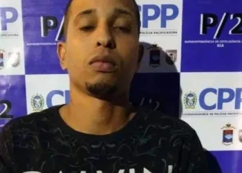 FORAGIDO DA JUSTIÇA A 5 ANOS É PRESO TRABALHANDO COMO MOTORISTA DA UBER NA ZONA OESTE