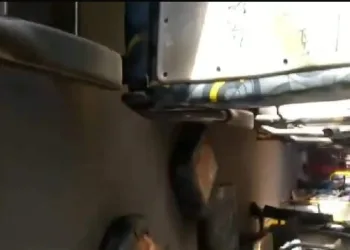 PASSAGEIRO GRAVA O PÉSSIMO ESTADO DE UM ÔNIBUS EM CAMPO GRANDE