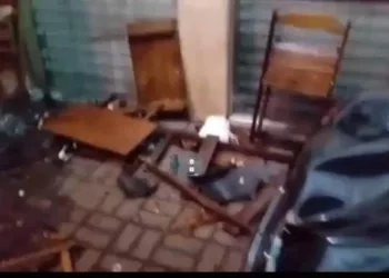 URGENTE!! MOTORISTA ATROPELA 10 PESSOAS EM CHOPERIA NO RJ AGORA POUCO