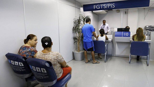 Saque-aniversário: FGTS retido na demissão não será liberado nem após carência de 2 anos