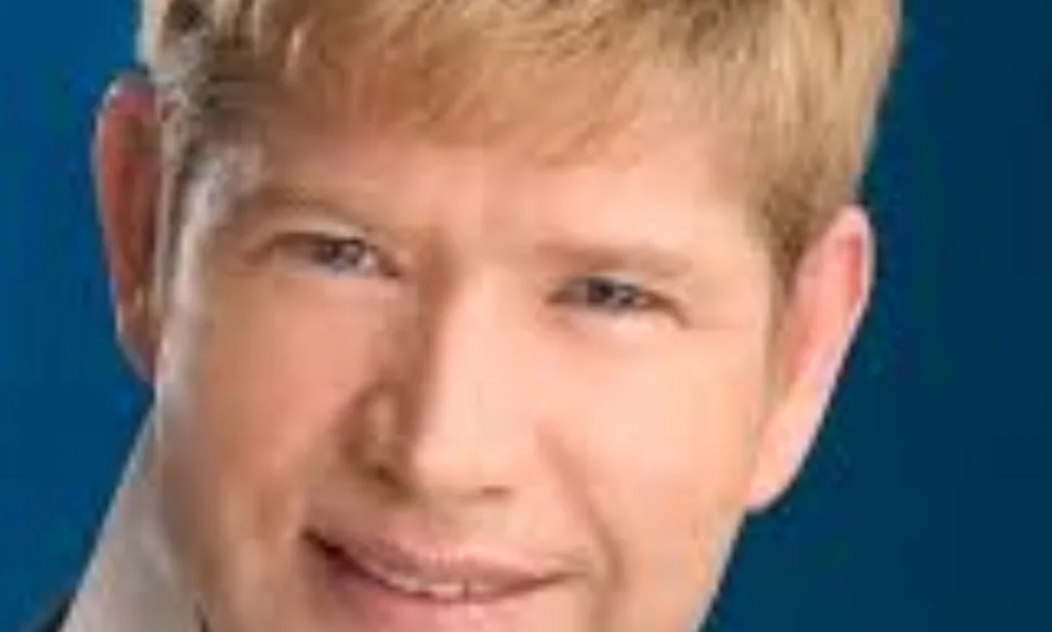 MORRE O CANTOR ROBERTO LEAL