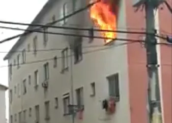 APARTAMENTO PEGA FOGO EM SANTA CRUZ ( VIDEO)