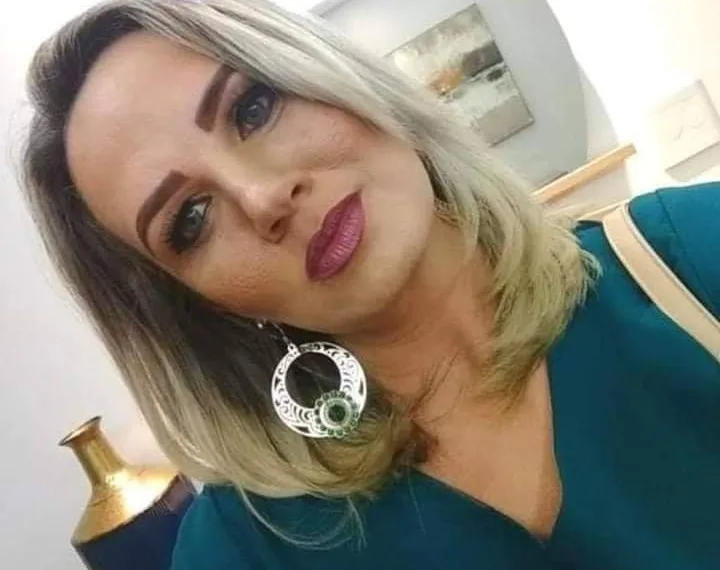 MOTORISTA DE UBER QUER DEVOLVER O CELULAR.