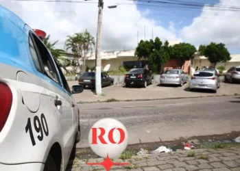 Jovem é presa no rj acusada de matar o irmão