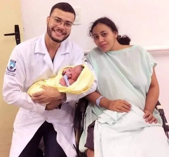 RELATO DE UM MÉDICO: O DIA EM QUE ME ROUBARAM DE MIM