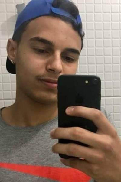 RAPAZ É MORTO EM CABO FRIO