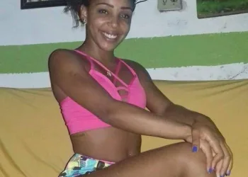 HOMEM ESFAQUEIA A EX MULHER NA ZONA OESTE