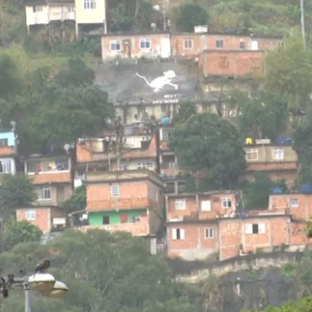 URGENTE!! OUTRA CRIANÇA Ê BALEADA EM COMUNIDADE NO RJ