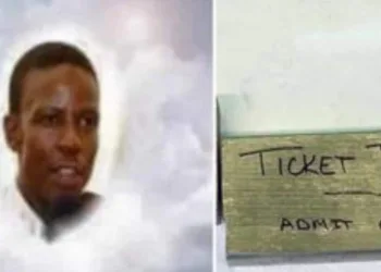 Pastor é  preso por vender bilhetes para o céu .