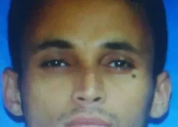 HOMICIDIO EM ITACURUÇA!! HOMEM É PRESO
