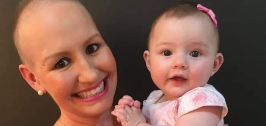 Ela teve câncer no início da gravidez, disse não ao aborto e salvou as duas vidas