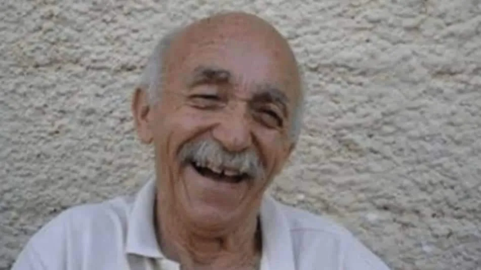 Idoso é expulso de asilo após esconder prostituta debaixo da cama